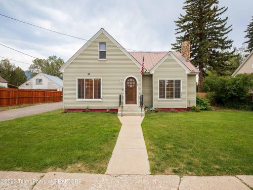 62 W 4th Ave, Afton, WY, 83110-5028 | Card Image