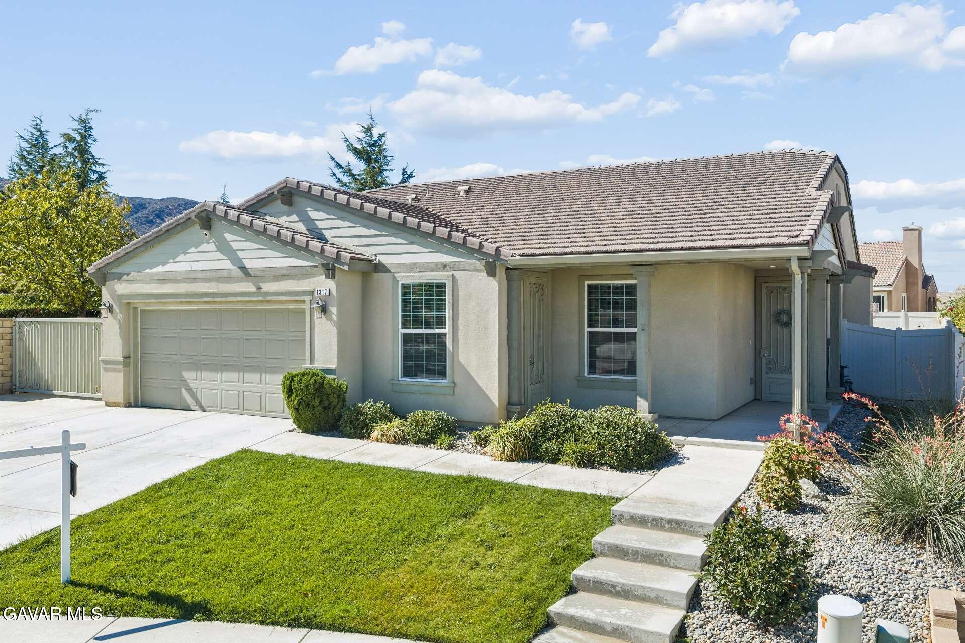 1317 Dolce Ct, For Sale in Tehachapi - eXp Realty