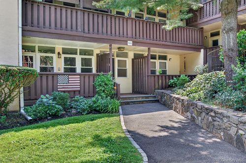 d8-103 Wiltshire Rd, Scarsdale, NY, 10583-4535 | Card Image