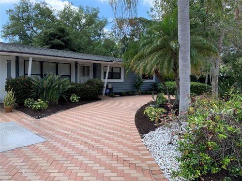 2436 Waldemere St, SARASOTA, FL, 34239-3025 | Card Image