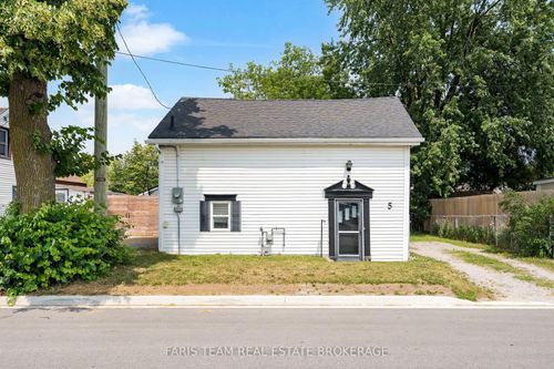 5 Robert St, Barrie, ON, L4N3H2 | Card Image
