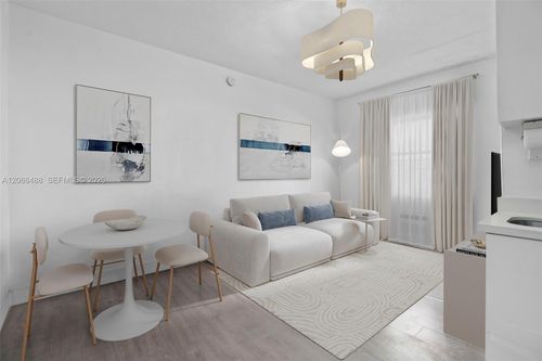 106-335 Ocean Dr, Miami Beach, FL, 33139-8761 | Card Image