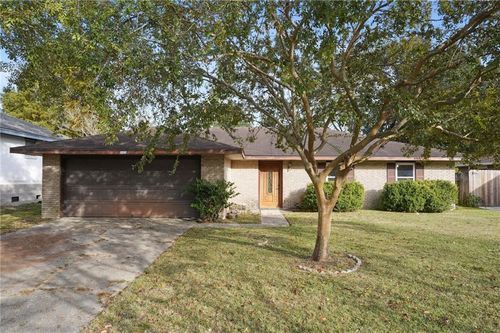 112 Kempsey Ct, Slidell, LA, 70458-1534 | Card Image