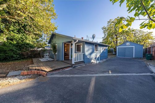 134 Catalpa Lane, Grass Valley, CA, 95949 | Card Image