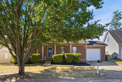 2452 English Station Dr, Lexington, KY, 40514-1488 | Card Image