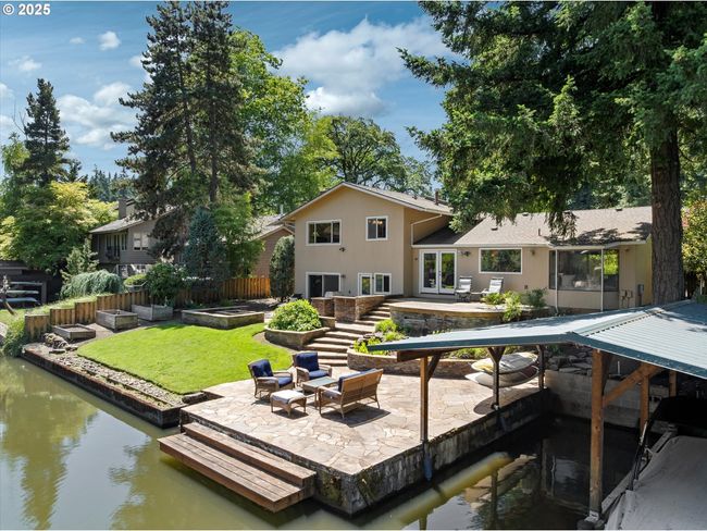 17810 Sarah Hill Ln, House other with 4 bedrooms, 3 bathrooms and 2 parking in Lake Oswego OR | Image 38