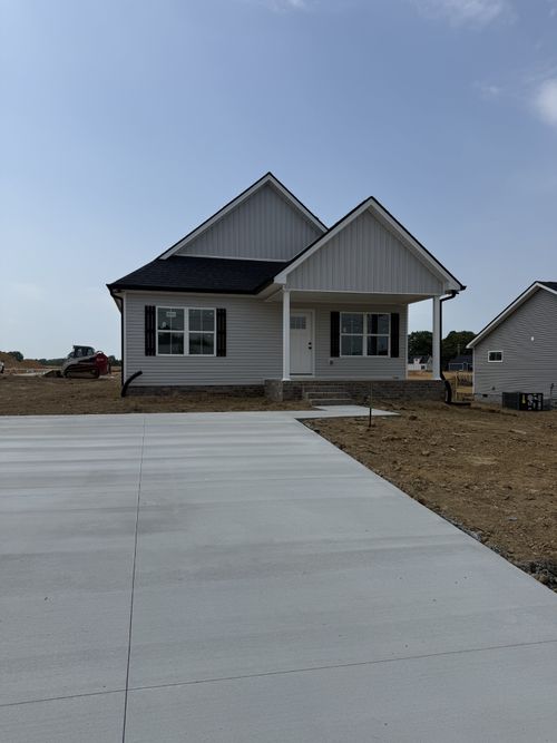 929 Wilkie St N, Mc Ewen, TN, 37101 | Card Image