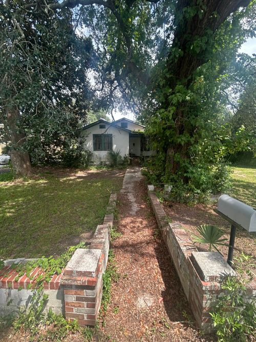 1048 Main St, Charleston, SC, 29407-6198 | Card Image