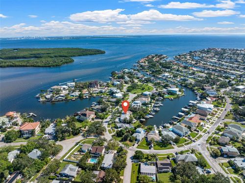 1902 Arrowhead Dr Ne, St Petersburg, FL, 33703-1904 | Card Image