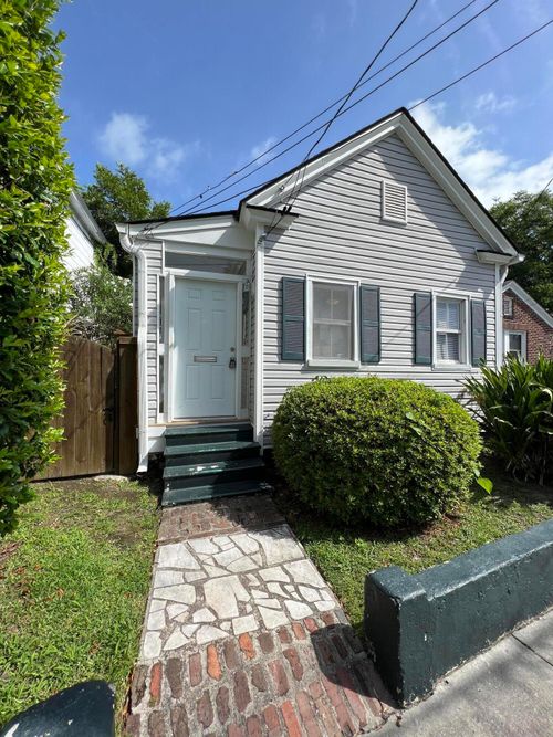 6 Maverick St, Charleston, SC, 29403-4115 | Card Image