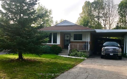 38 High St, Waterloo, ON, N2L3X8 | Card Image