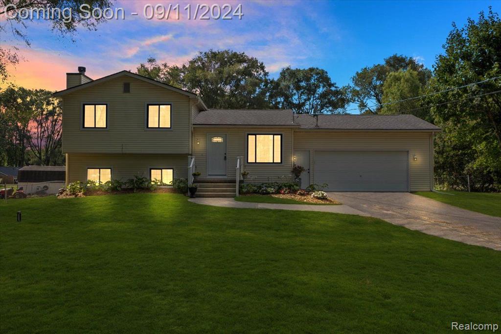 Clintonville Rd, Clarkston, MI 48346 #1