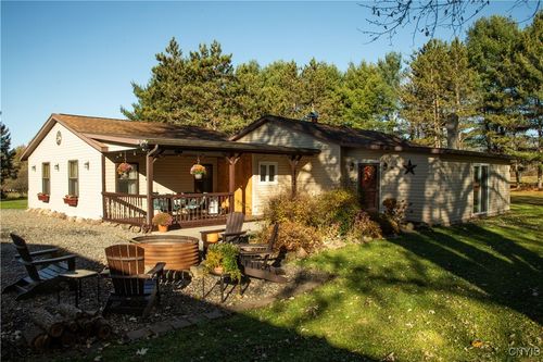 87 Armstrong Rd, Lansing, NY, 14882-8904 | Card Image