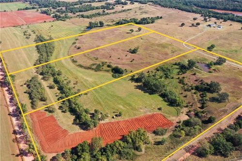 2 E Simmons And N Luther Road, Luther, OK, 73054 | Card Image