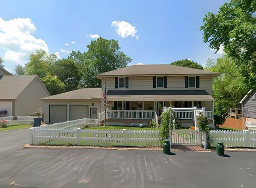 1502 E Sycamore St, Ozark, MO, 65721-9436 | Card Image