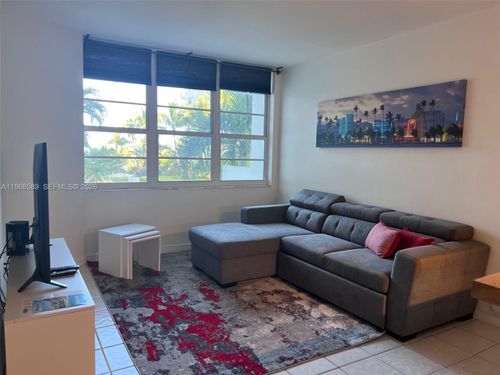 415-100 Lincoln Rd, Miami Beach, FL, 33139-2013 | Card Image