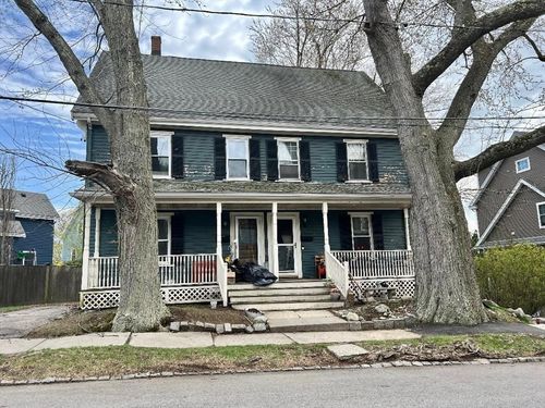 22-22 Arthur St, Winchester, MA, 01890-1605 | Card Image