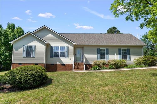 998 Fuller Mill Rd, Thomasville, NC, 27360-9373 | Card Image
