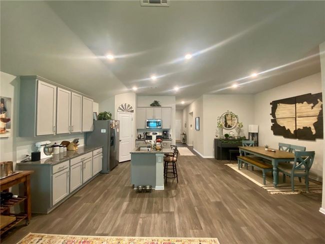 1088 Harwell Loop, House other with 3 bedrooms, 2 bathrooms and 2 parking in Kyle TX | Image 4