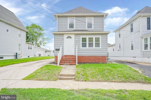 522 Allen Ave, GIBBSTOWN, NJ, 08027-1360 | Card Image