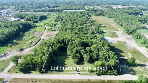 35666 Schneider Ct, Avon, OH, 44011 | Card Image