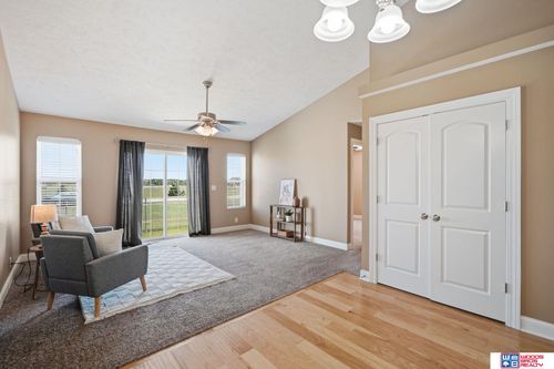 3132 King Ridge Blvd, Lincoln, NE, 68504-1102 | Card Image