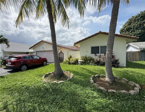9341 Nw 39th St, Sunrise, FL, 33351-5911 | Card Image