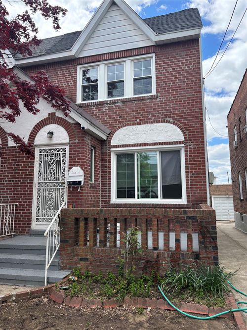 132-14 81st St, Ozone Park, NY, 11417 | Card Image