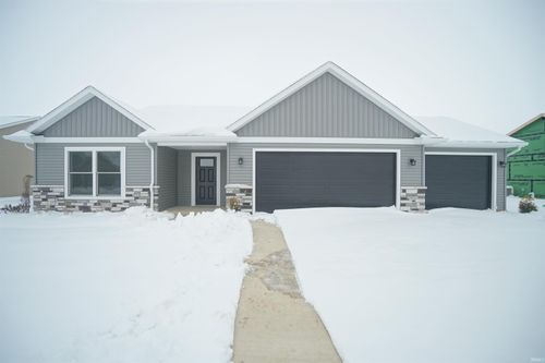 430 N Eastfield Cir, Milford, IN, 46542-1500 | Card Image