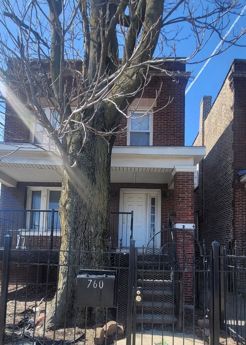 760 S Kostner Ave, Chicago, IL, 60624-3454 | Card Image
