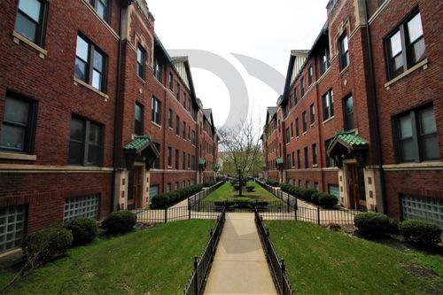3ee-2700 N Spaulding Avenue, Chicago, IL, 60647 | Card Image