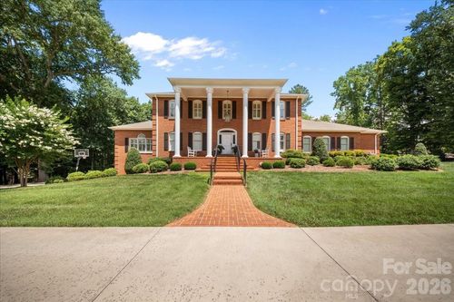 101 River Ridge Dr, Morganton, NC, 28655-8010 | Card Image