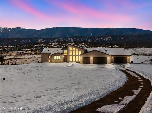 5843 Hart Ranch Dr, Beulah, CO, 81023-9619 | Card Image