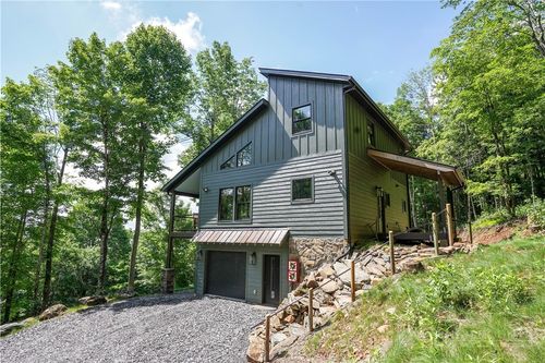 336 Maple Tree Ln, West Jefferson, NC, 28694-7715 | Card Image