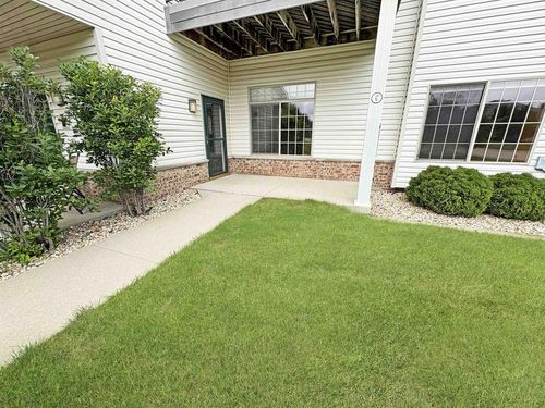 146 Pheasant Run, Johnson Creek, WI, 53038-9686 | Card Image