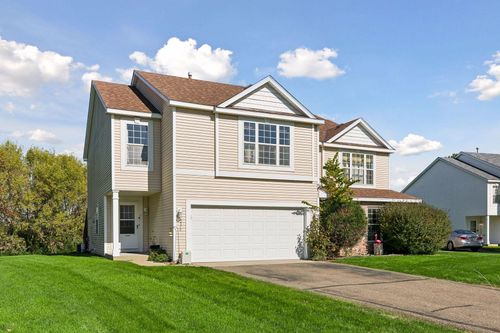15576 Finch Ave, Apple Valley, MN, 55124-5823 | Card Image