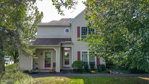513 Apex Ln, Troy, NY, 12182-1643 | Card Image