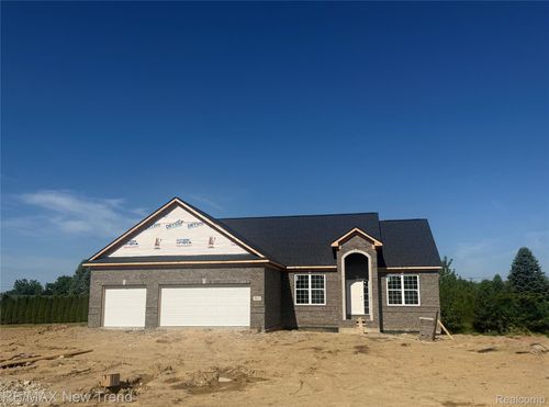 2021 Crested Butte Dr, White Lake, MI, 48383-2375 | Card Image