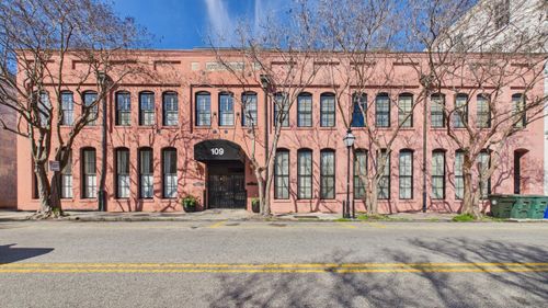 apt-2d-109 E Bay St, Charleston, SC, 29401-2549 | Card Image