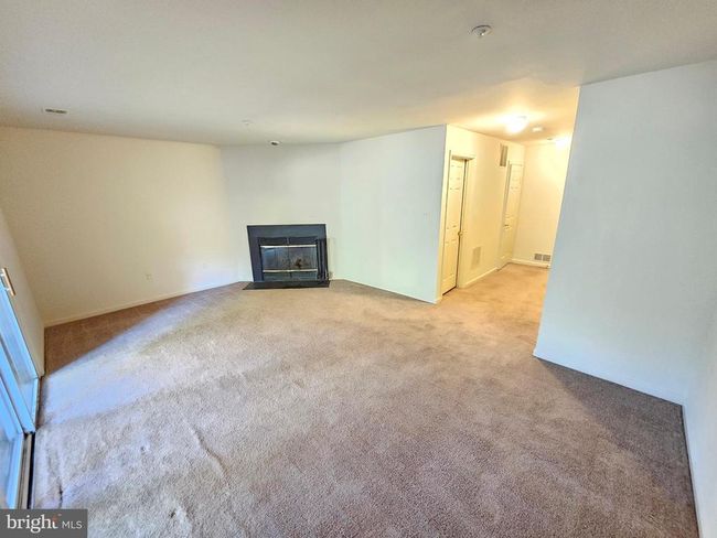 19165 Highstream Dr, Townhouse with 3 bedrooms, 4 bathrooms and null parking in GERMANTOWN MD | Image 37