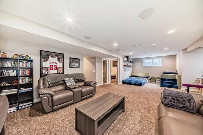 112 Rainbow Falls Passage, House other with 5 bedrooms, 4 bathrooms and 6 parking in Chestermere AB | Image 31