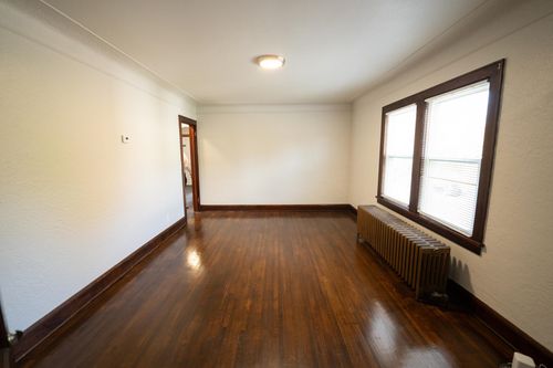 2-4253 James Ave N, Minneapolis, MN, 55412-1639 | Card Image
