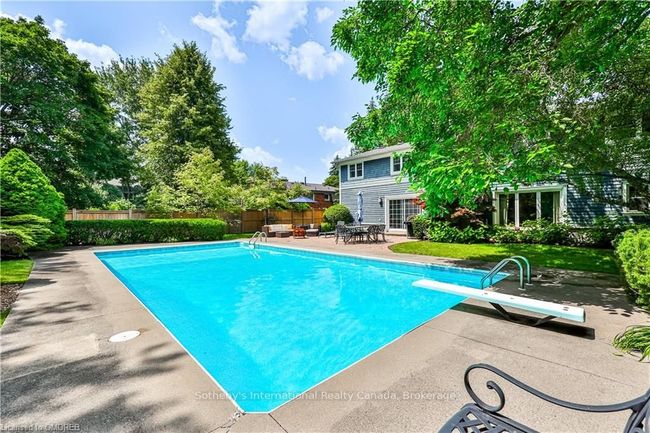 2230 All Saints Cres, House other with 4 bedrooms, 3 bathrooms and 4 parking in Oakville ON | Image 40
