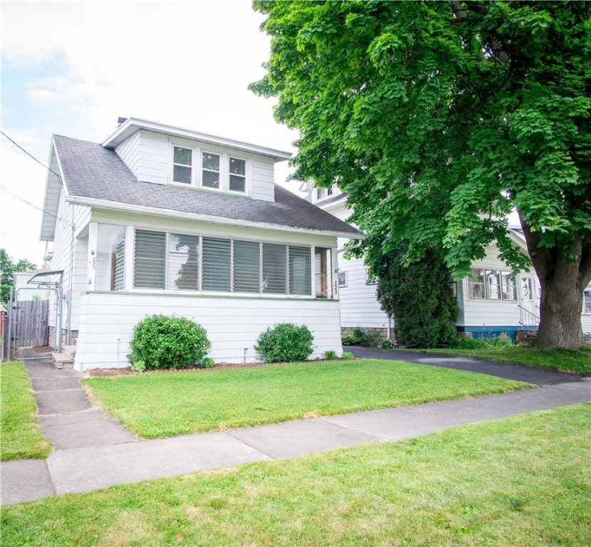 West Ave, East Rochester, NY 14445