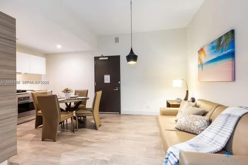 s411-777 N Ocean Dr, Hollywood, FL, 33019-1206 | Card Image