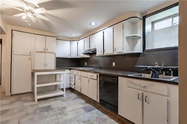 27 Bascom Pl, Home with 6 bedrooms, 3 bathrooms and null parking in Staten Island NY | Image 19