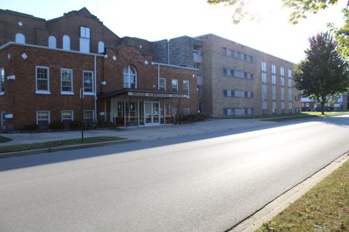 1415 27th St, Zion, IL, 60099-2501 | Card Image