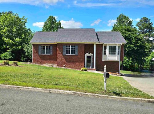 1353 4th St Se, Cullman, AL, 35055-3039 | Card Image