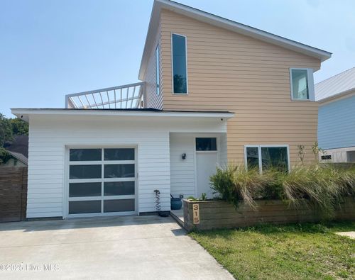 315 Goldsboro Ave, Carolina Beach, NC, 28428-4834 | Card Image