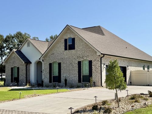 139 Jefferson Davis Pkwy, Picayune, MS, 39466-3943 | Card Image